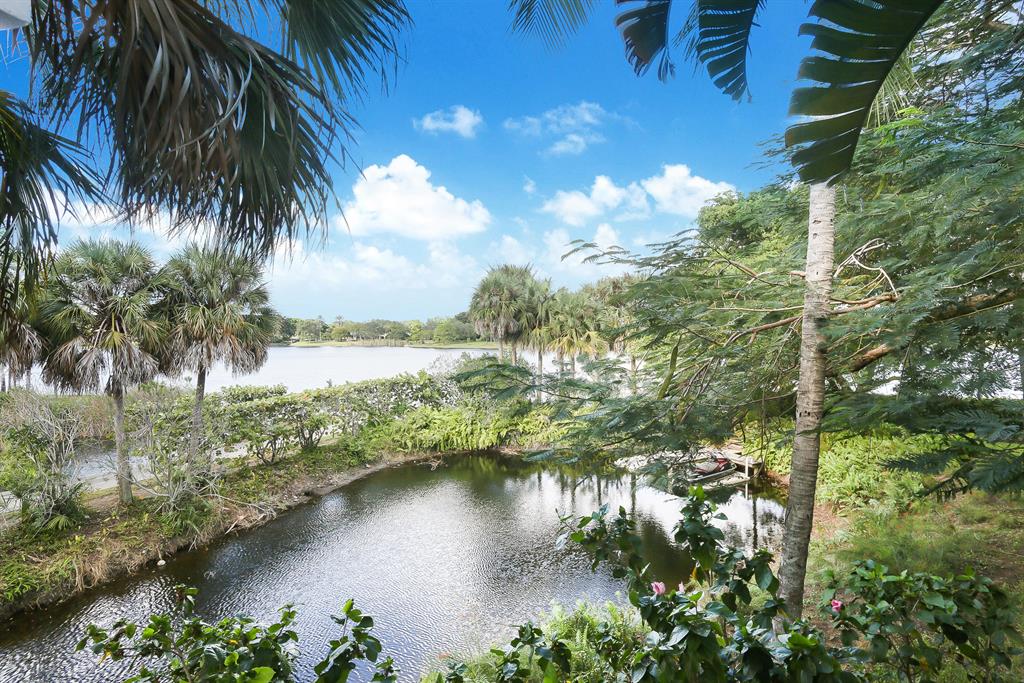 LE LAC - Residential