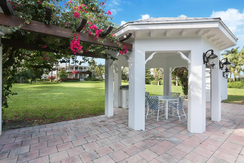 LE LAC - Residential