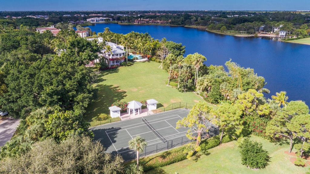 LE LAC - Residential