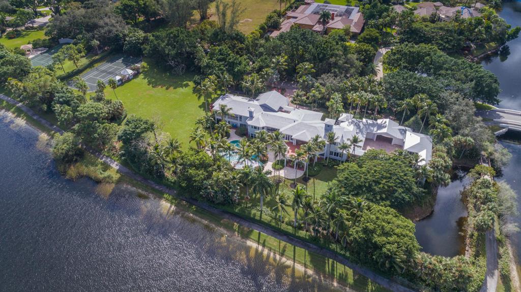 LE LAC - Residential