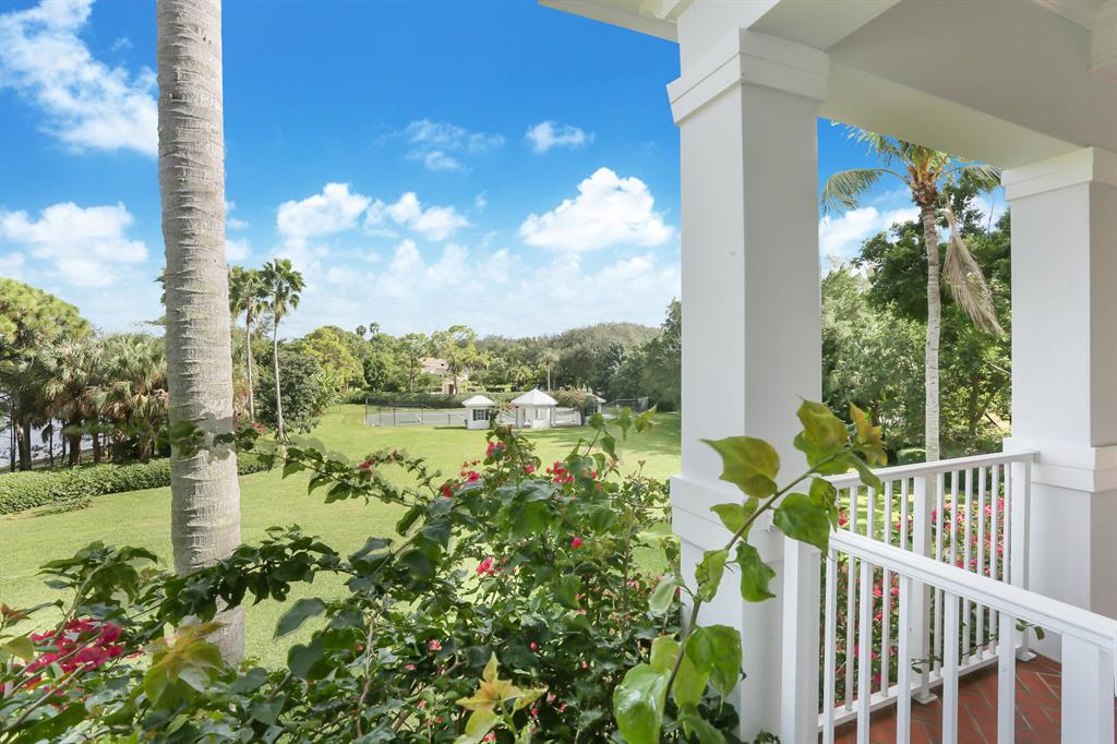 LE LAC - Residential