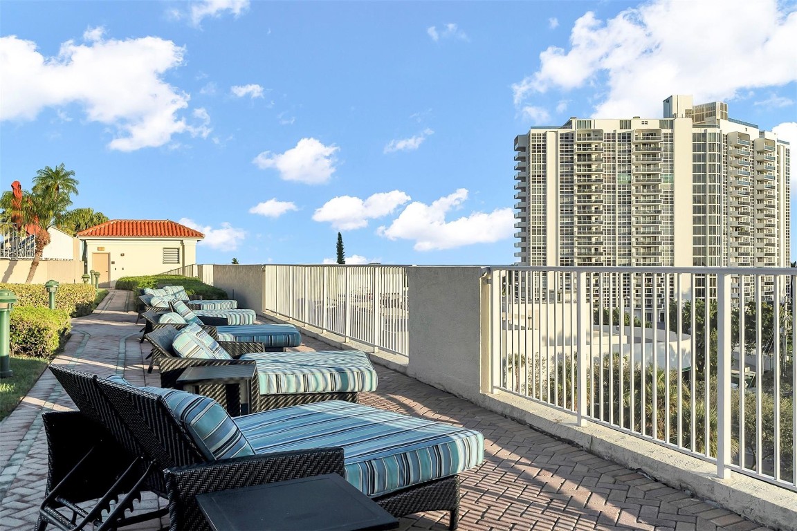 THE TIDES AT BRIDGESIDE - Residential