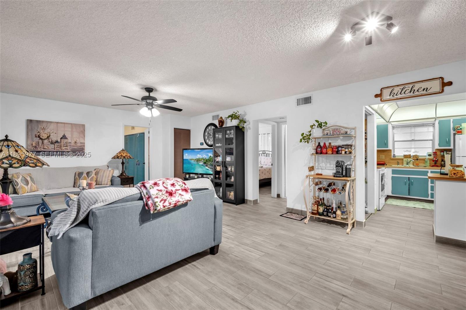 PECAN TREE CONDO APTS INC - Residential