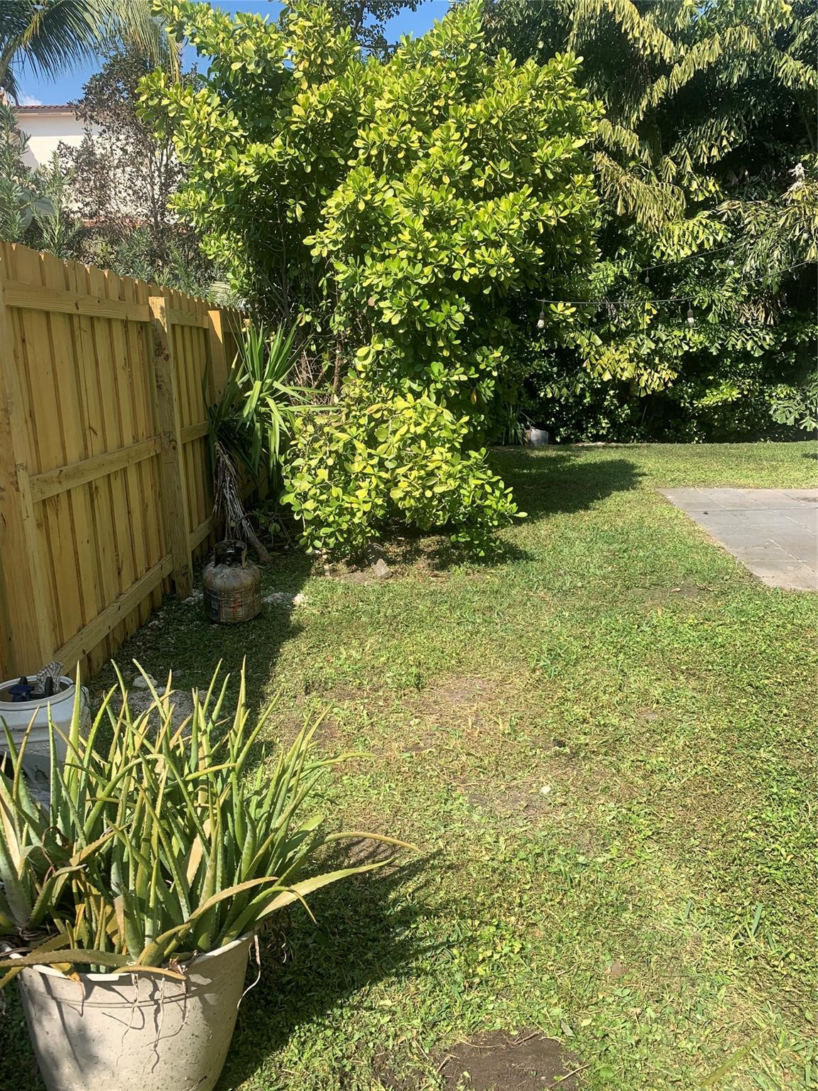 Islands At Doral Add 01 - Residential Lease