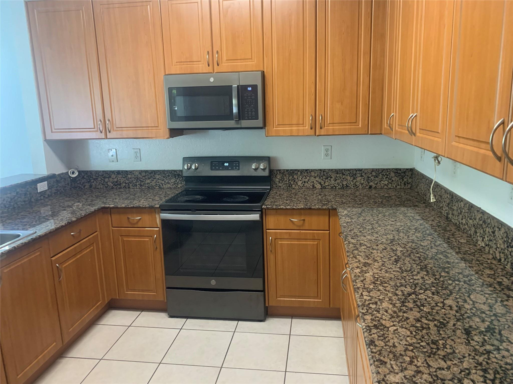 Islands At Doral Add 01 - Residential Lease