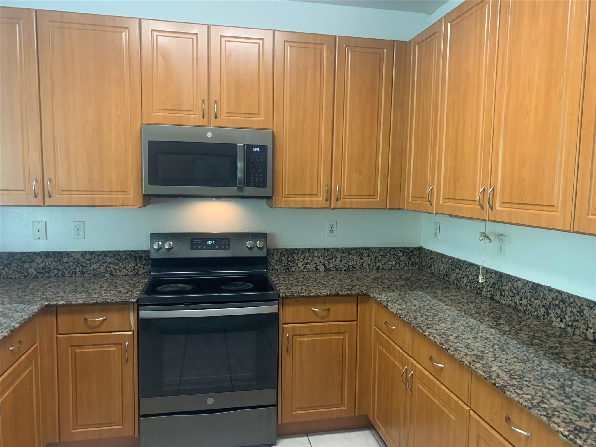 Islands At Doral Add 01 - Residential Lease