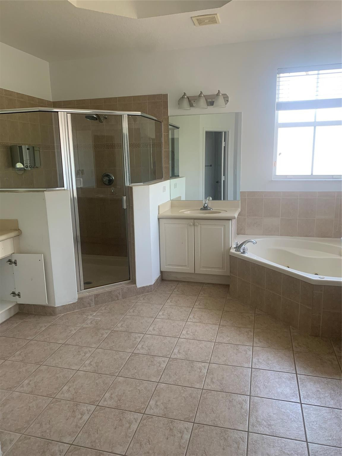 Islands At Doral Add 01 - Residential Lease