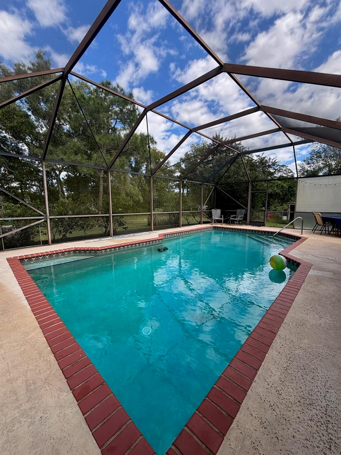 16319 E Cheltenham Drive E