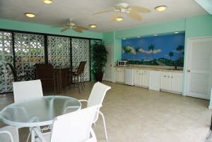 ROYAL HOMESTEAD CONDO - Residential