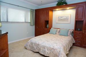 ROYAL HOMESTEAD CONDO - Residential