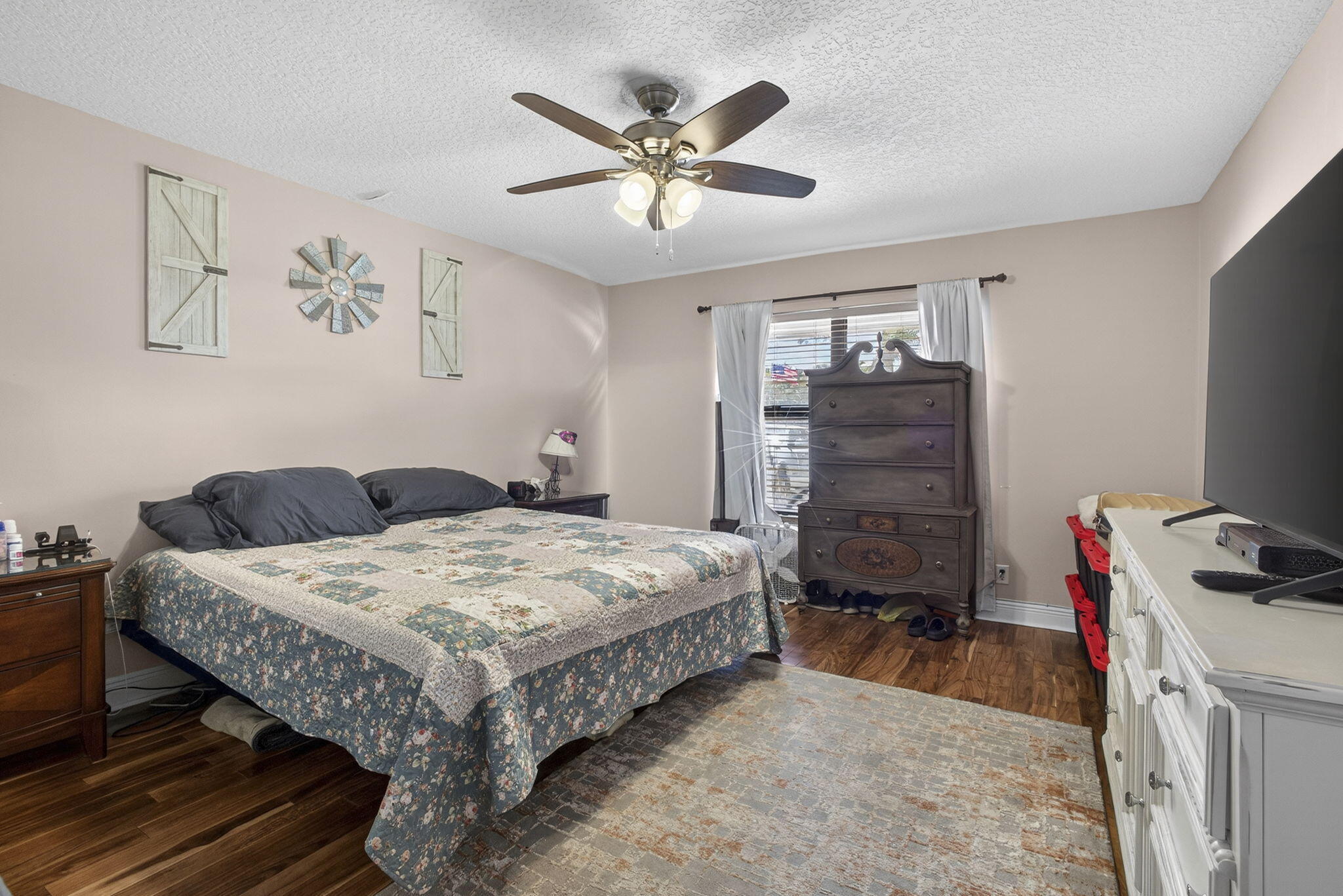 Acreage - Residential