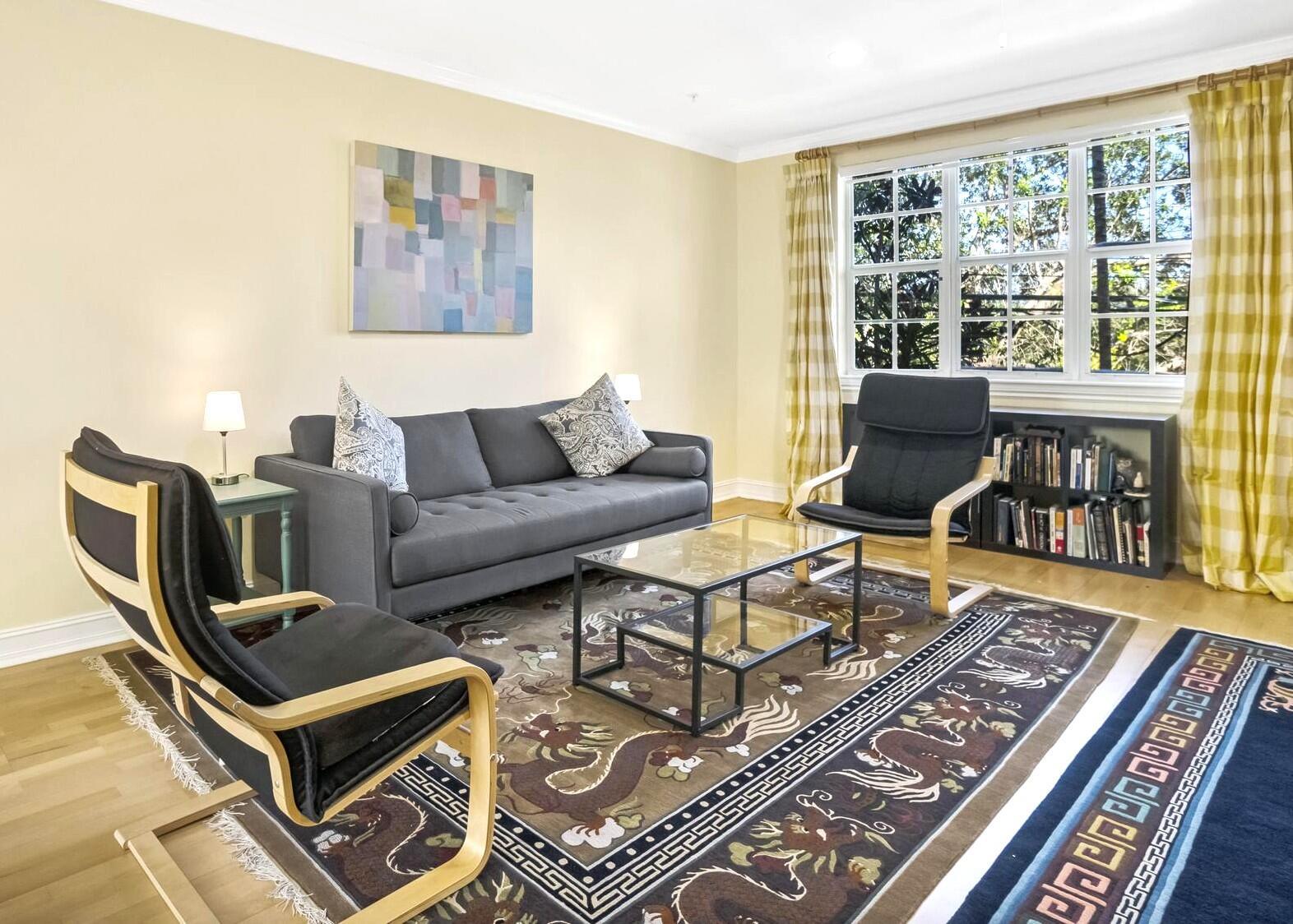 MAGNOLIA COURT - Residential