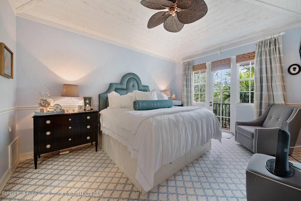 MAGNOLIA COURT - Residential