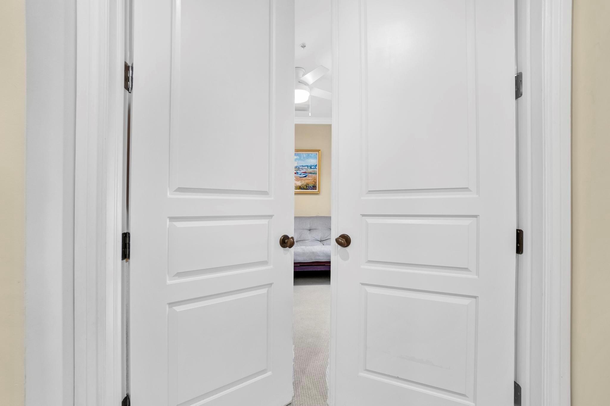 MAGNOLIA COURT - Residential