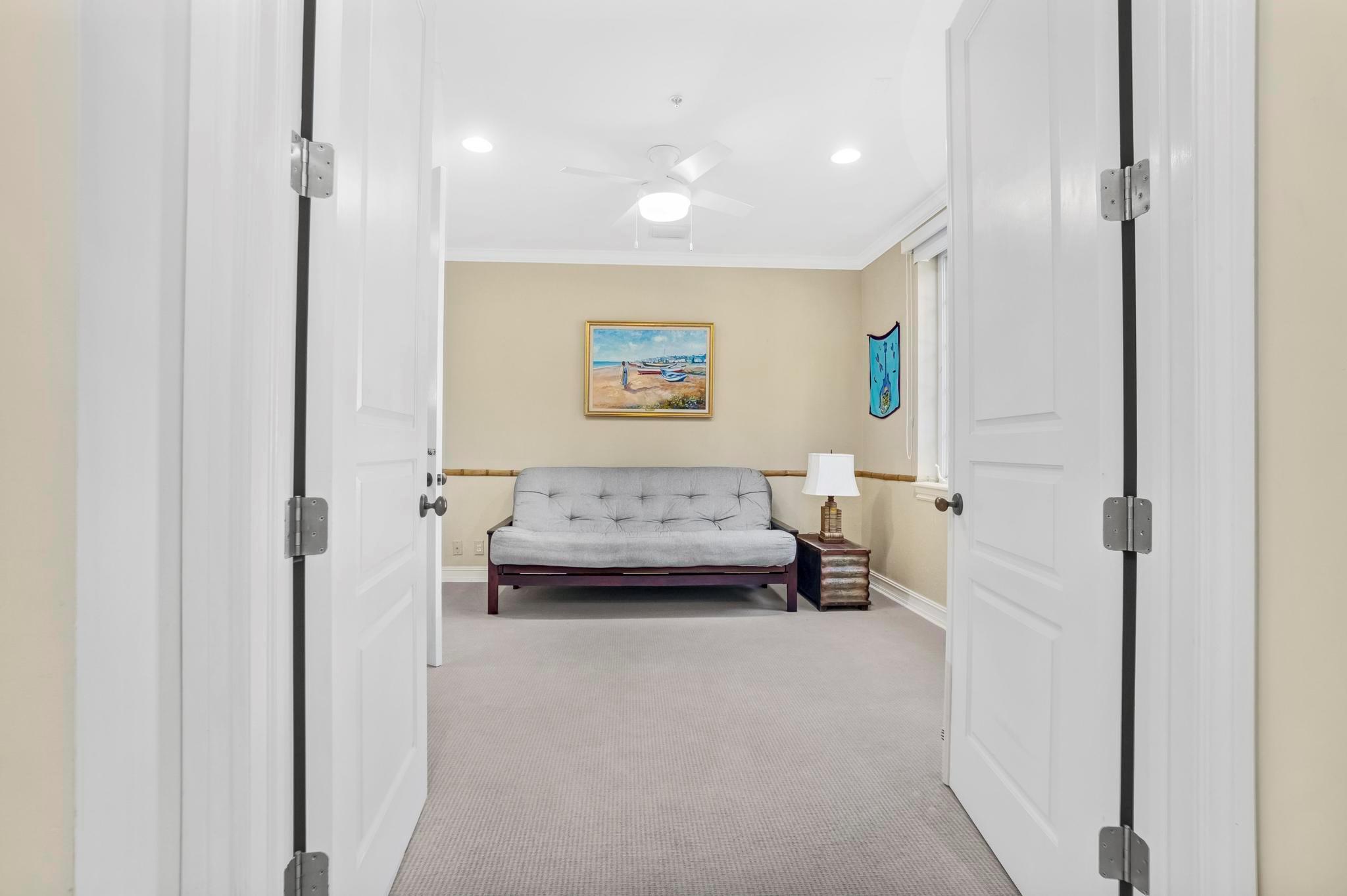 MAGNOLIA COURT - Residential