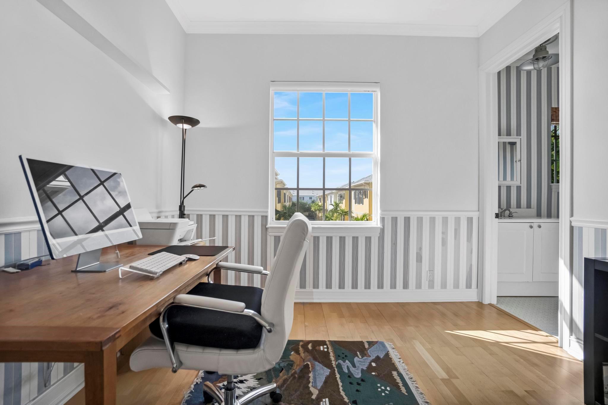 MAGNOLIA COURT - Residential