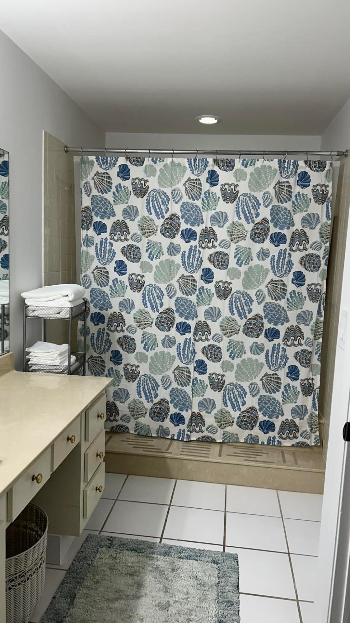 Lake Place - Residential Lease