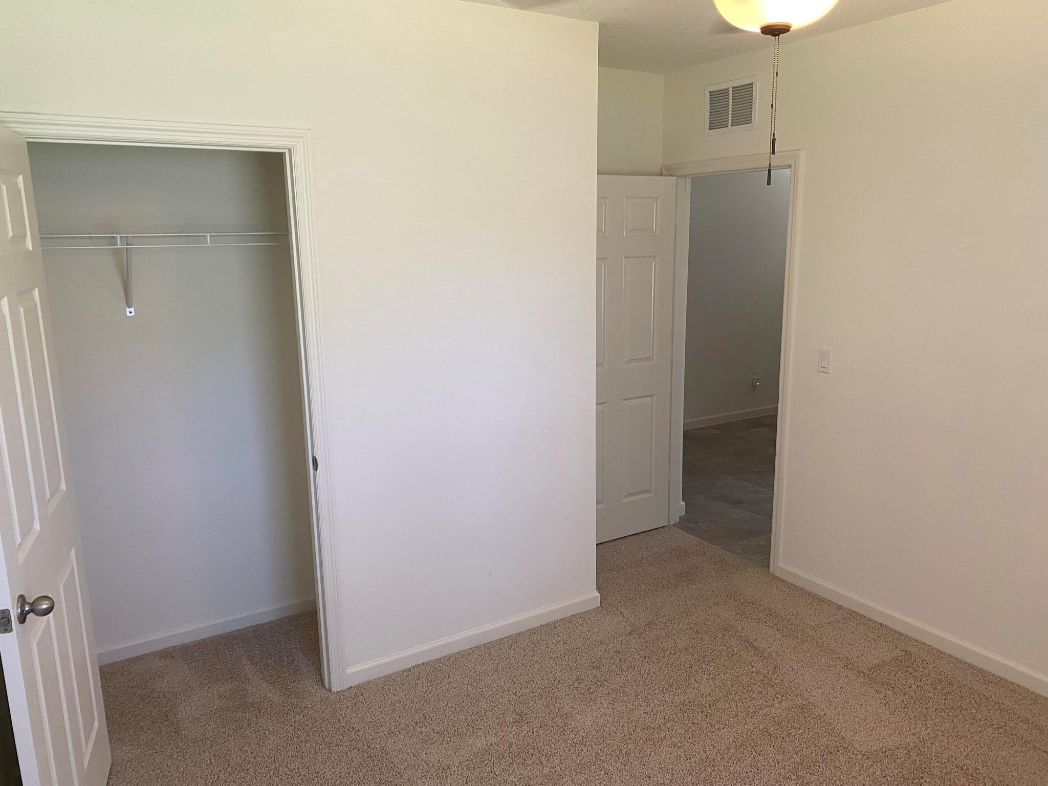 PORT ST LUCIE SECTION 40 - Residential Lease