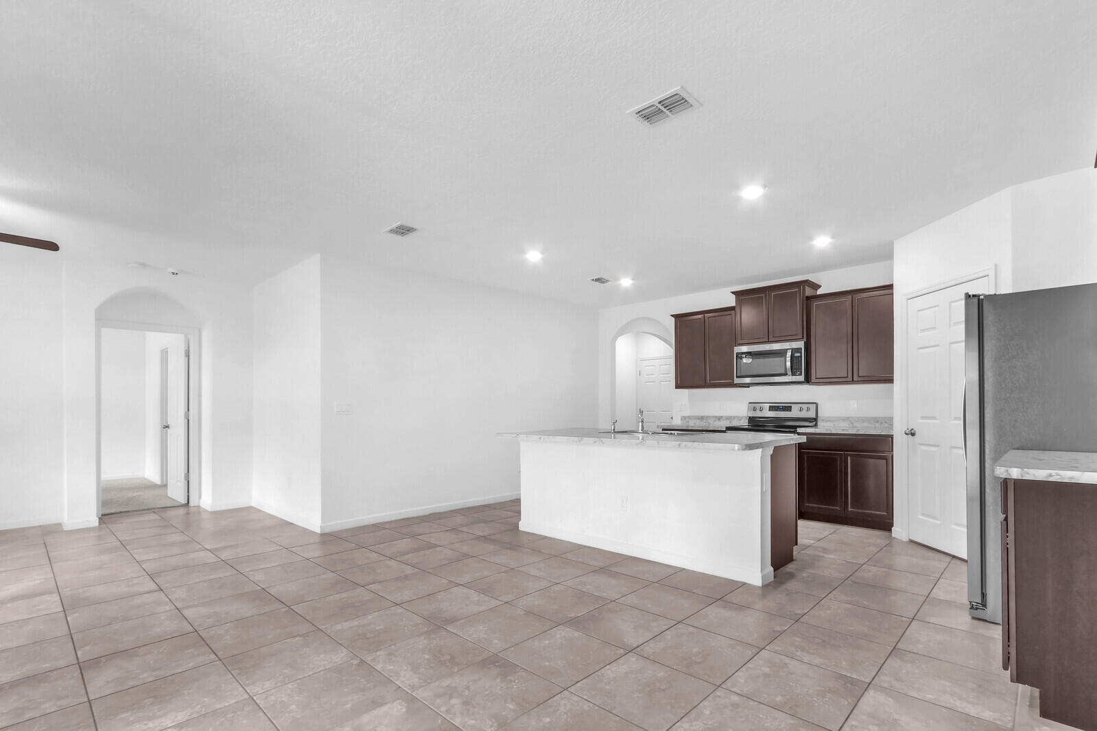 PORT ST LUCIE SECTION 40 - Residential Lease