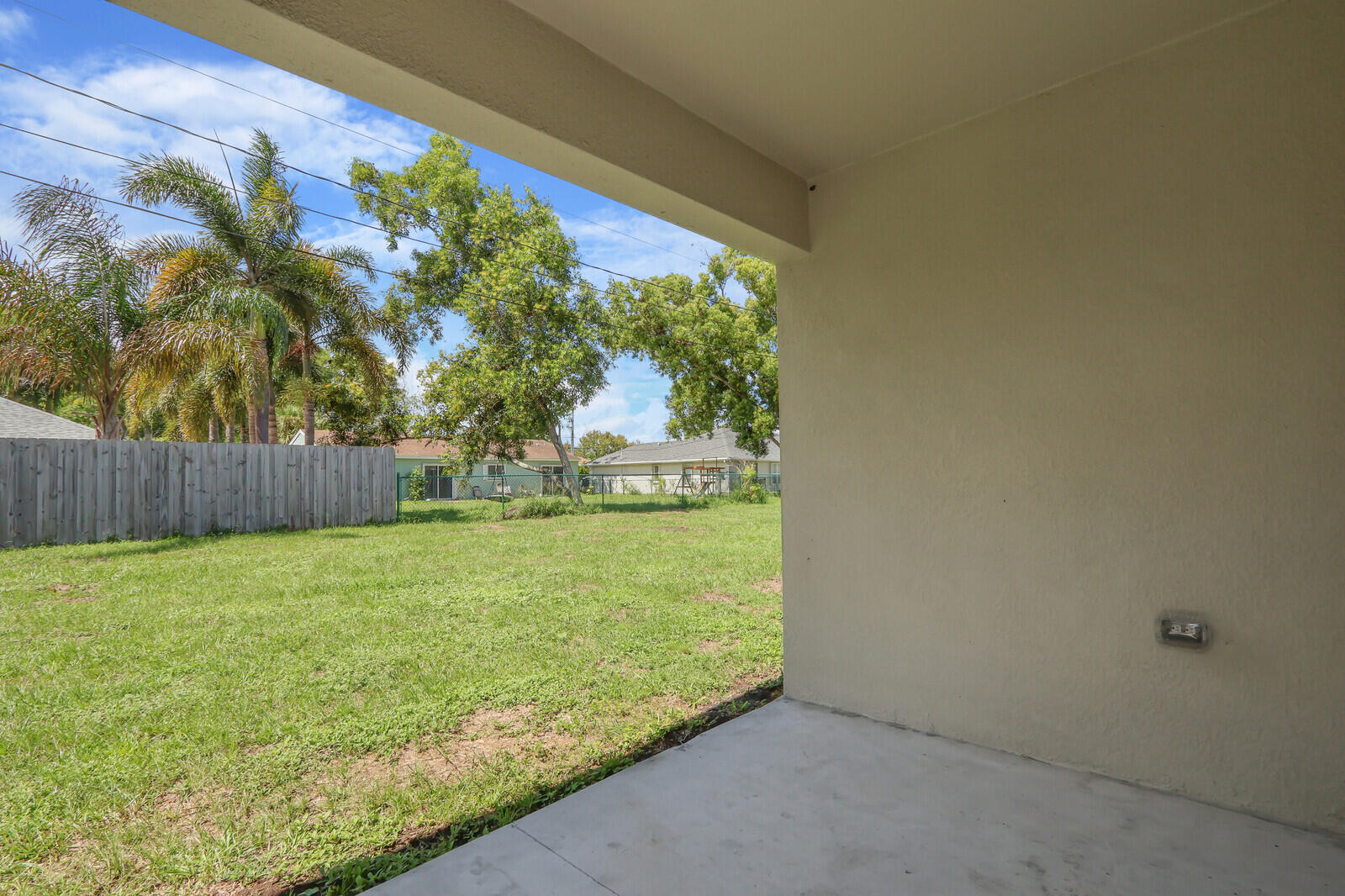 PORT ST LUCIE SECTION 40 - Residential Lease