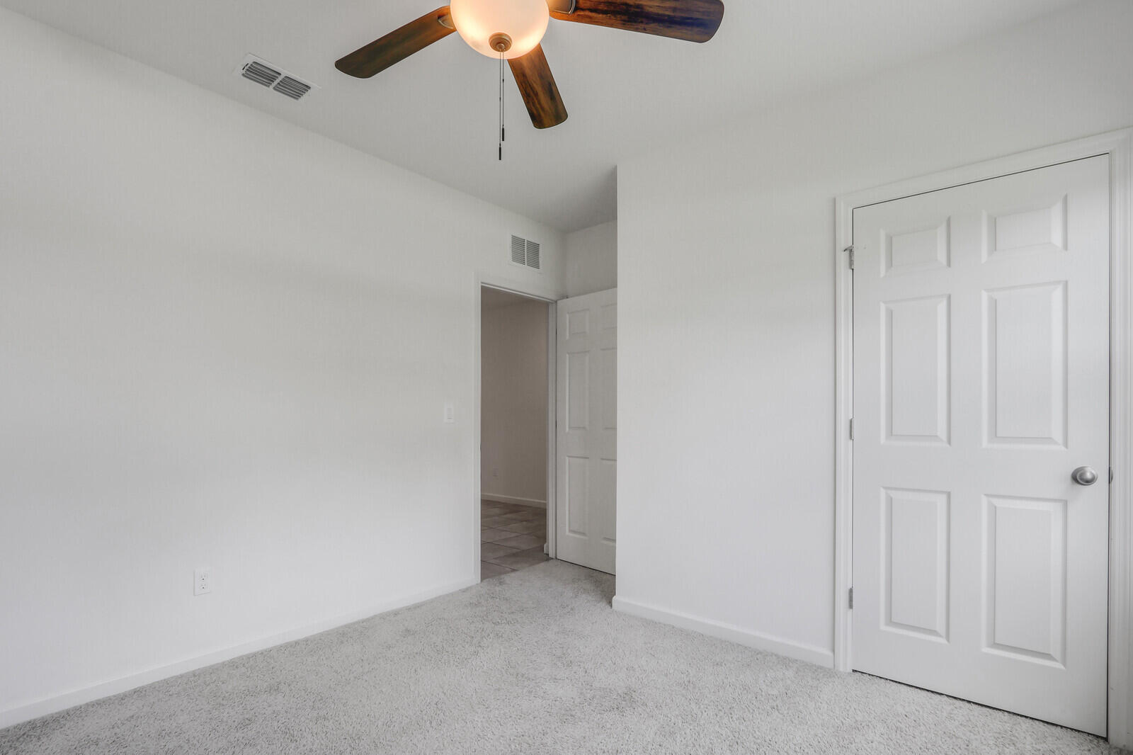 PORT ST LUCIE SECTION 40 - Residential Lease