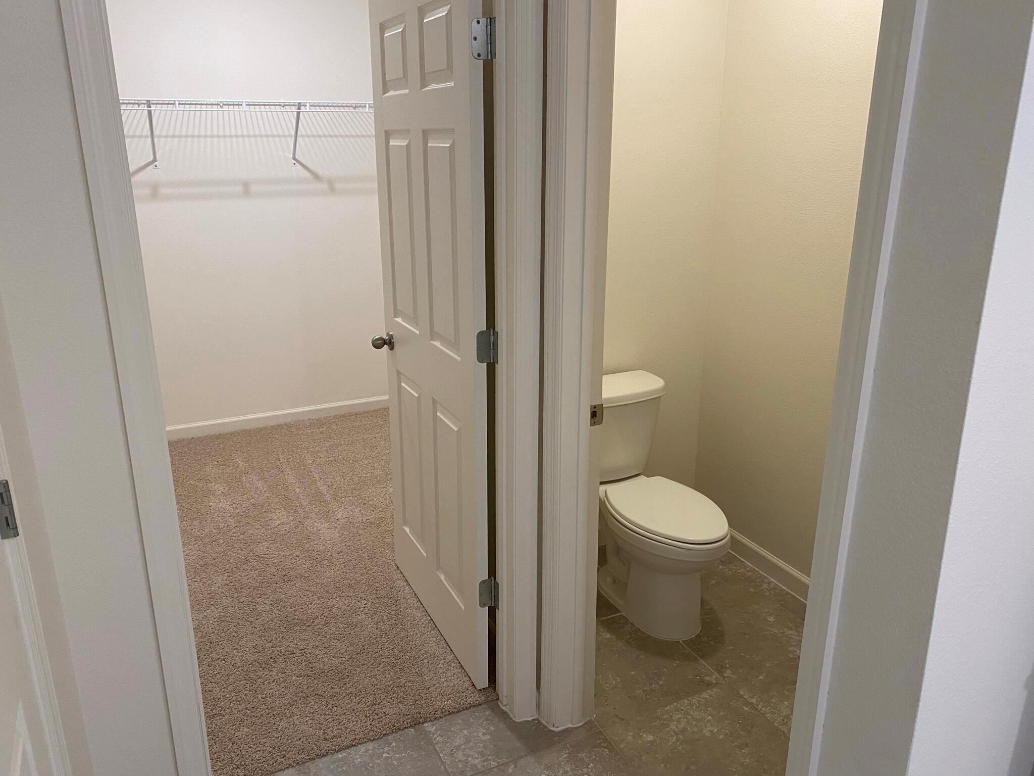 PORT ST LUCIE SECTION 40 - Residential Lease