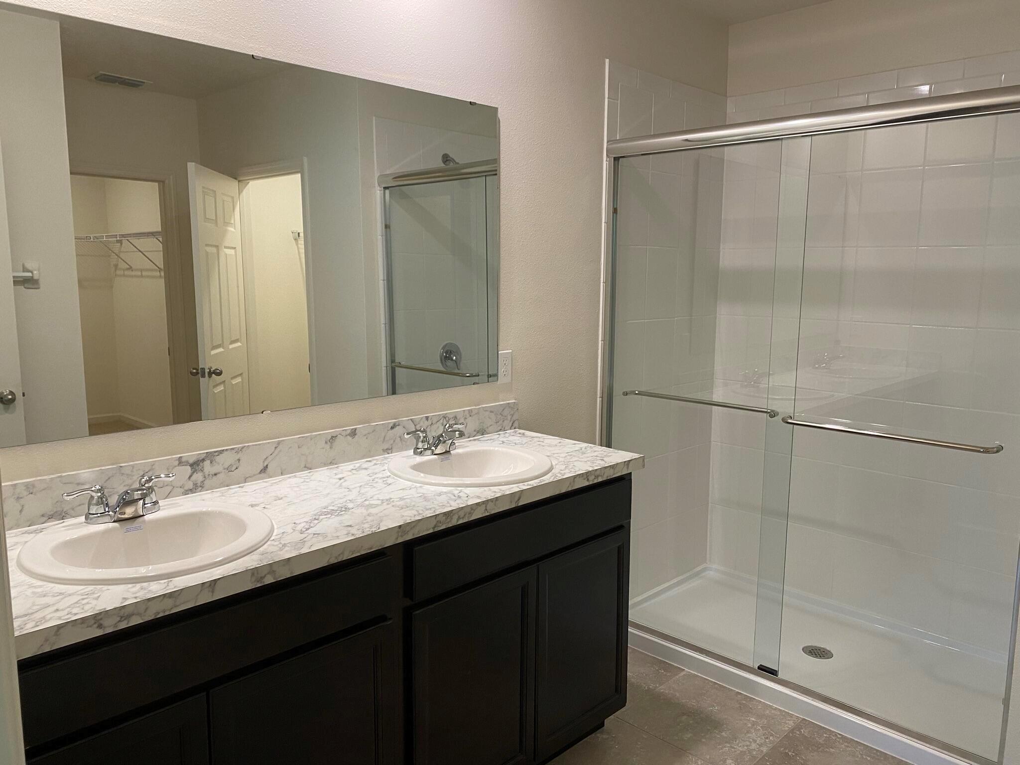 PORT ST LUCIE SECTION 40 - Residential Lease