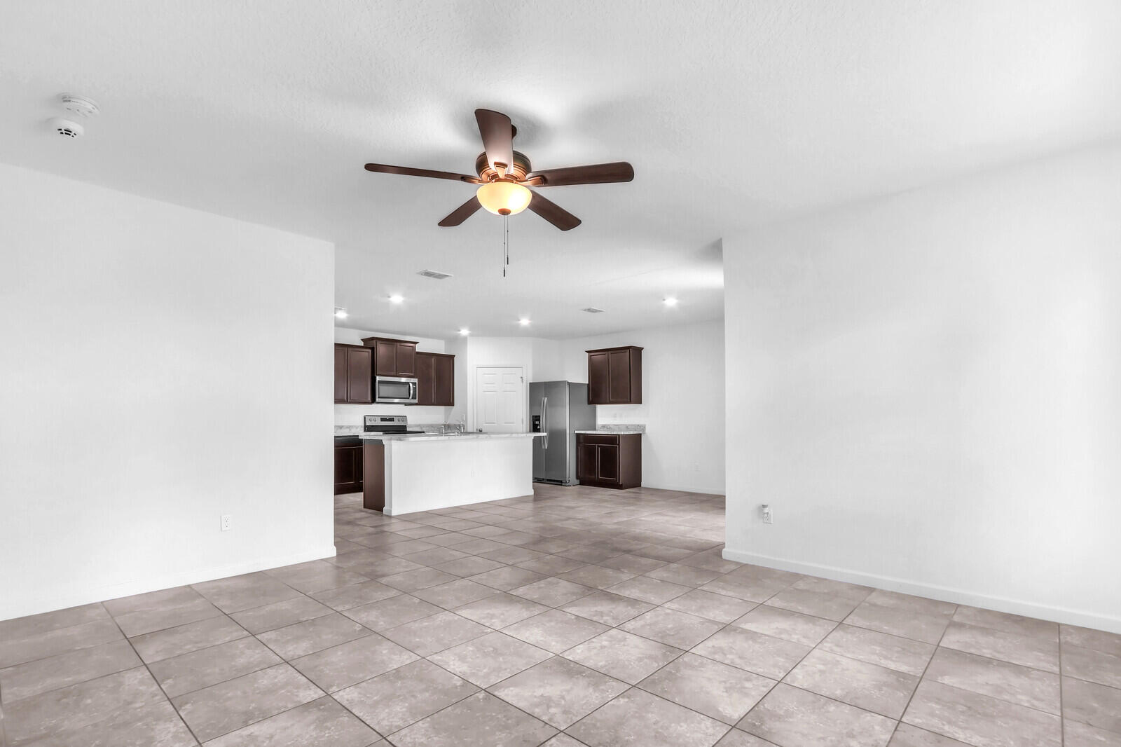 PORT ST LUCIE SECTION 40 - Residential Lease