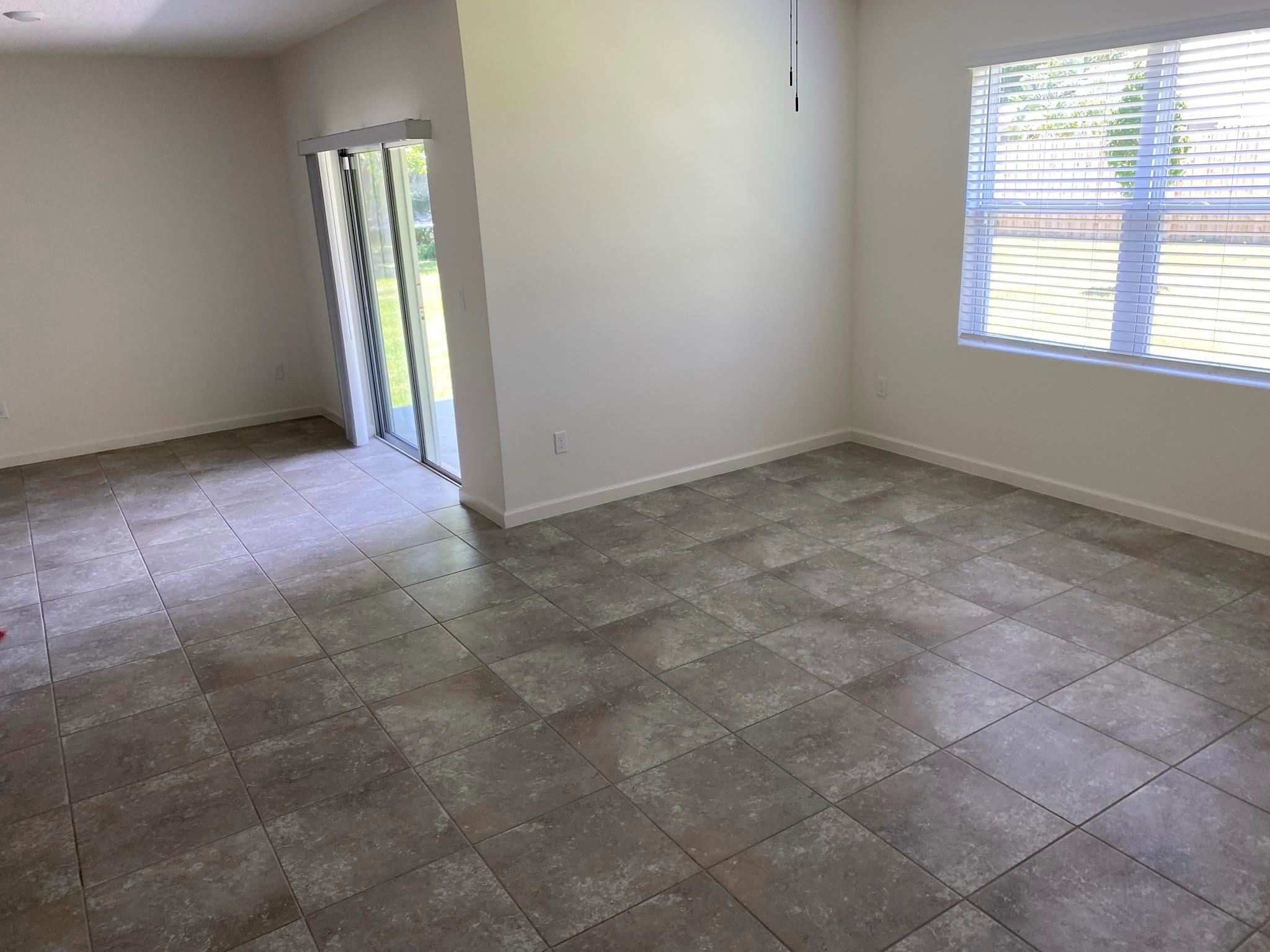 PORT ST LUCIE SECTION 40 - Residential Lease