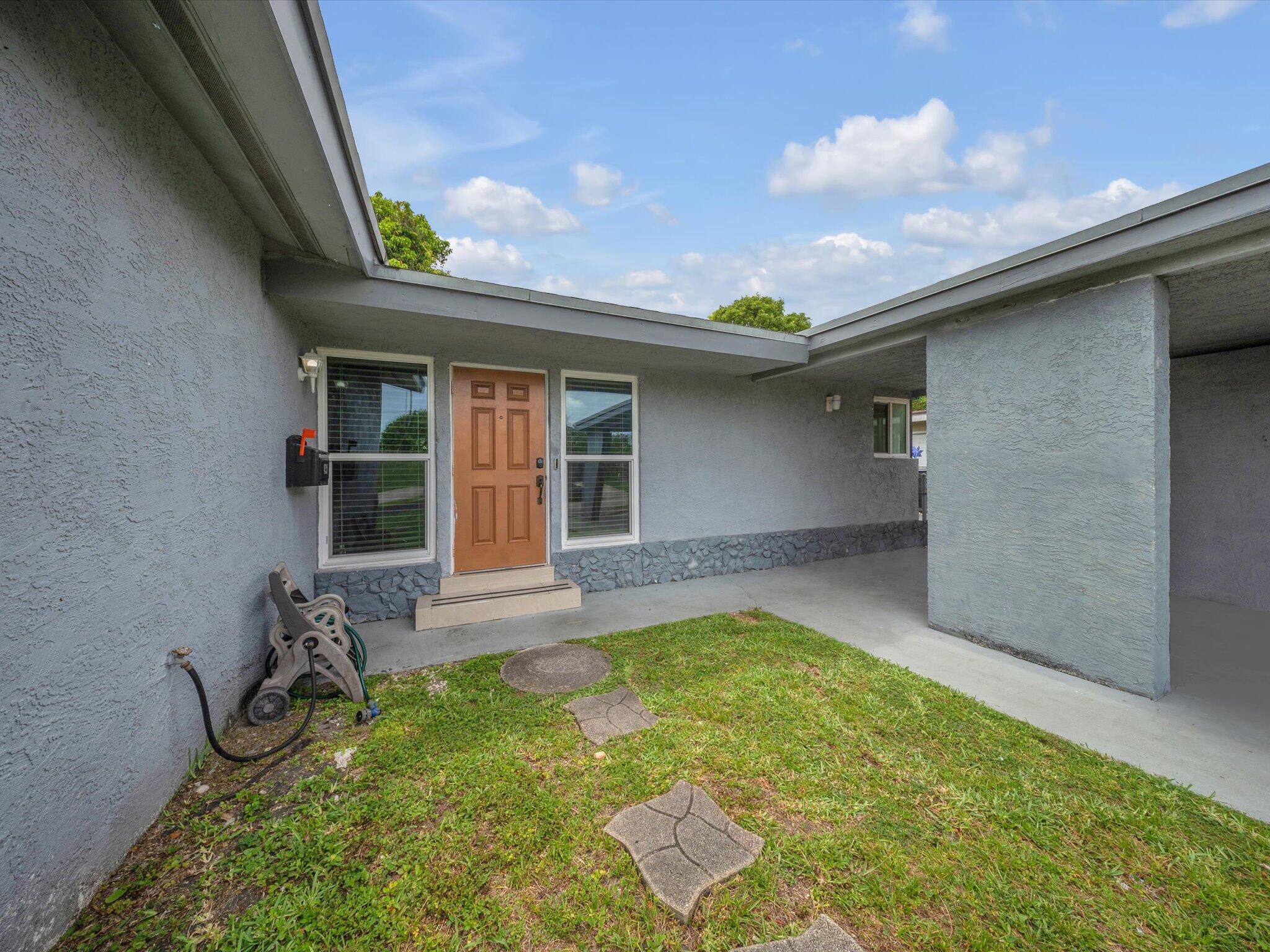 431 SW 29th Avenue