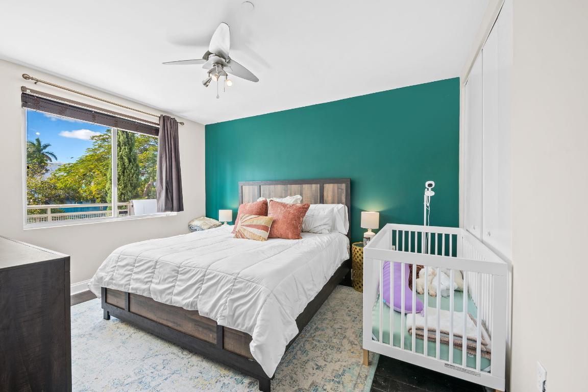 Avenue East Townlofts - Residential