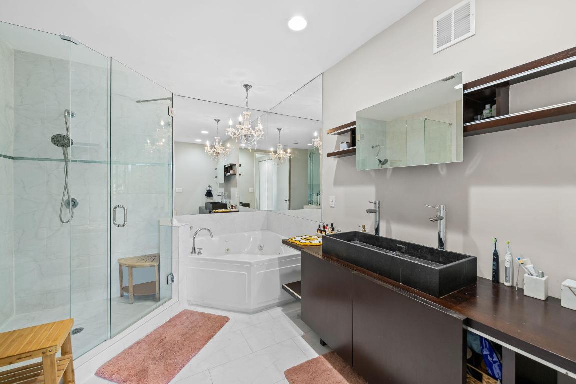 Avenue East Townlofts - Residential