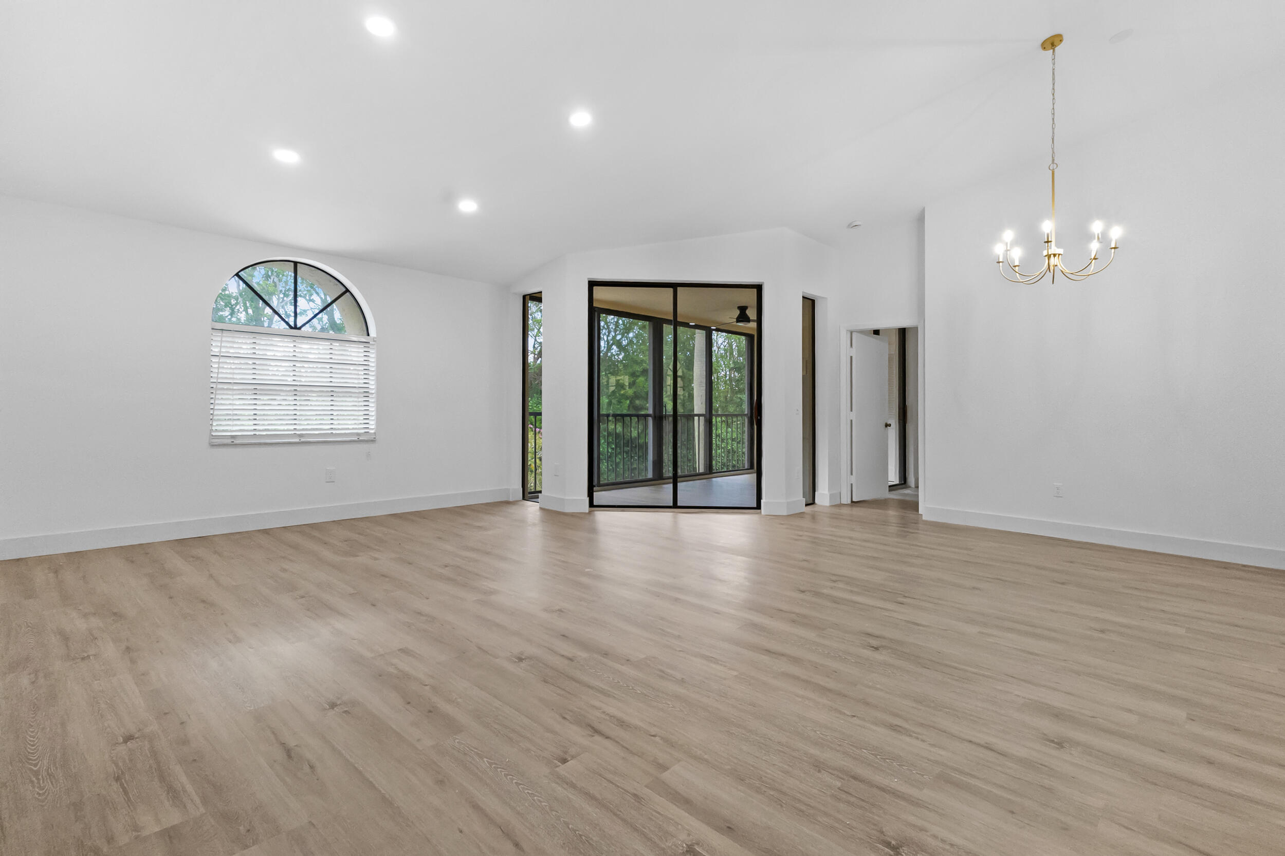 EXCELLENTE VILLAGE A,B,C,D,F, & G CONDO - Residential