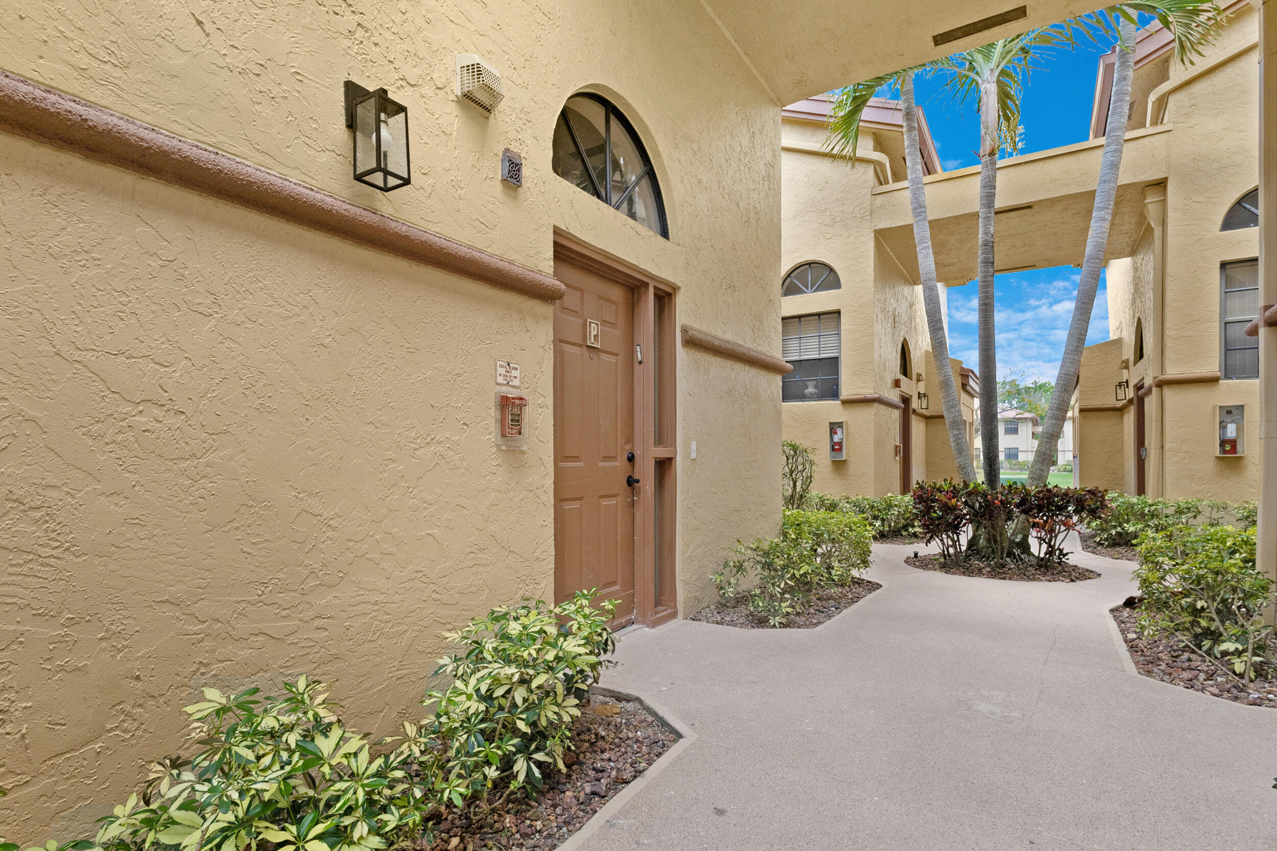 EXCELLENTE VILLAGE A,B,C,D,F, & G CONDO - Residential