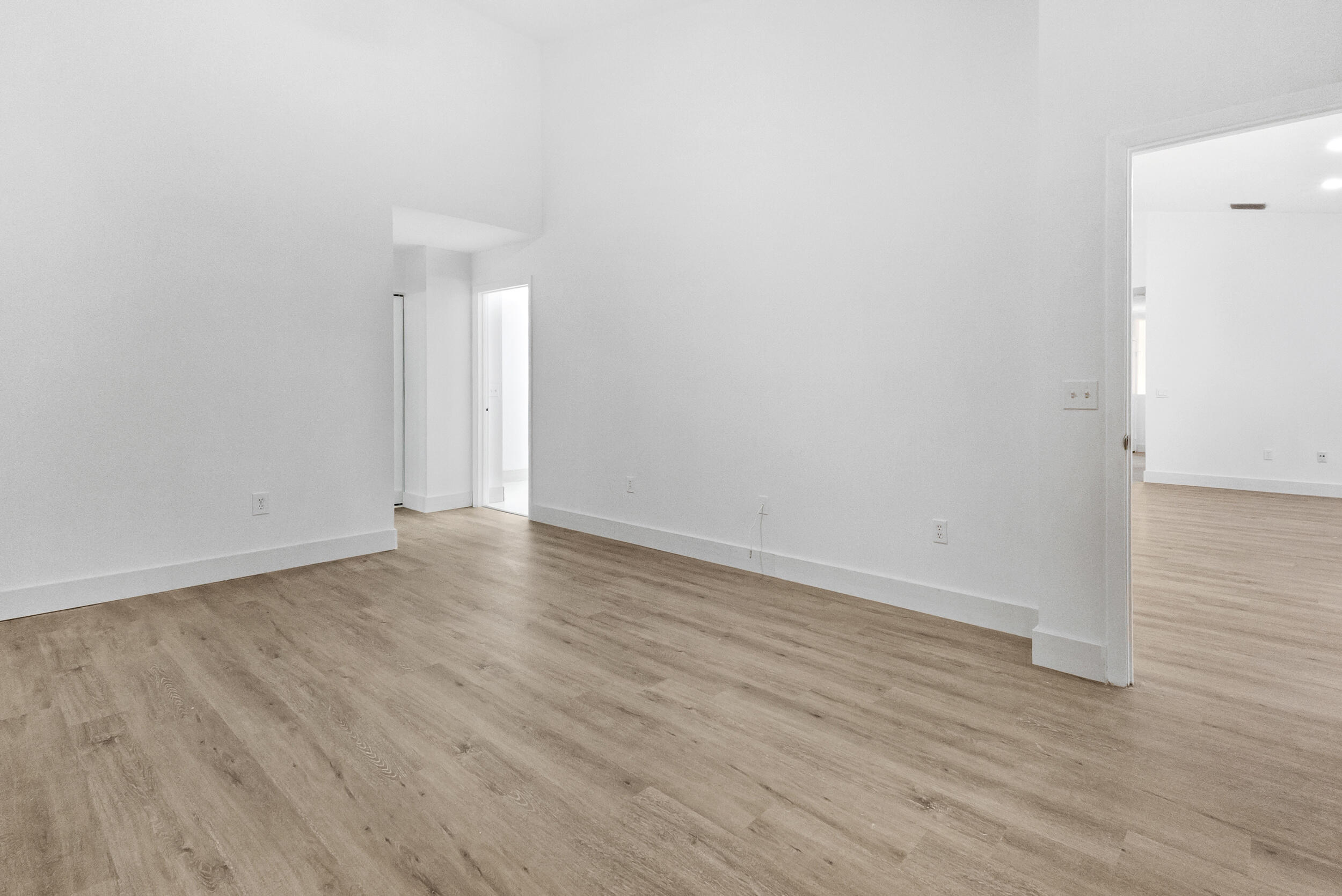 EXCELLENTE VILLAGE A,B,C,D,F, & G CONDO - Residential