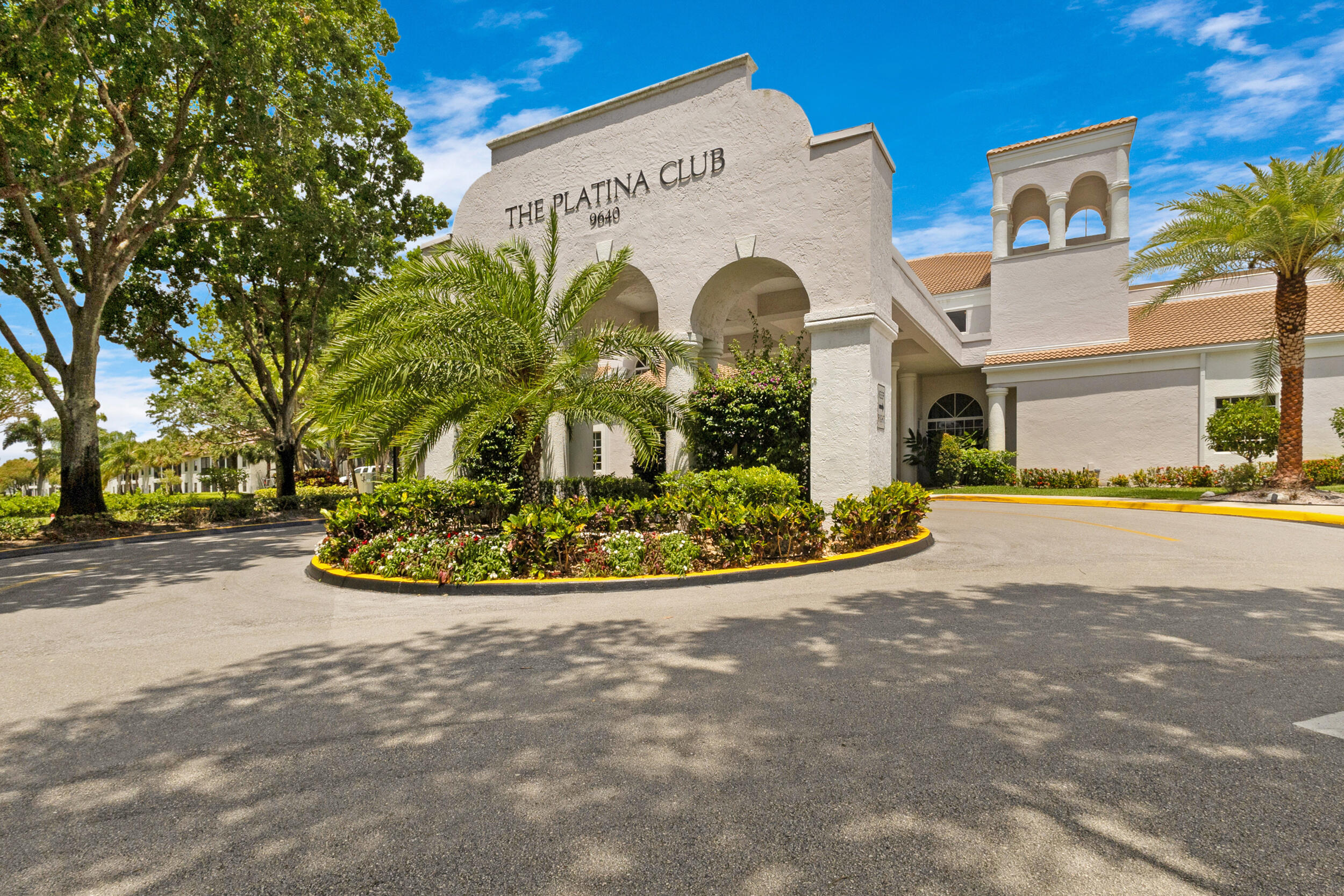 EXCELLENTE VILLAGE A,B,C,D,F, & G CONDO - Residential