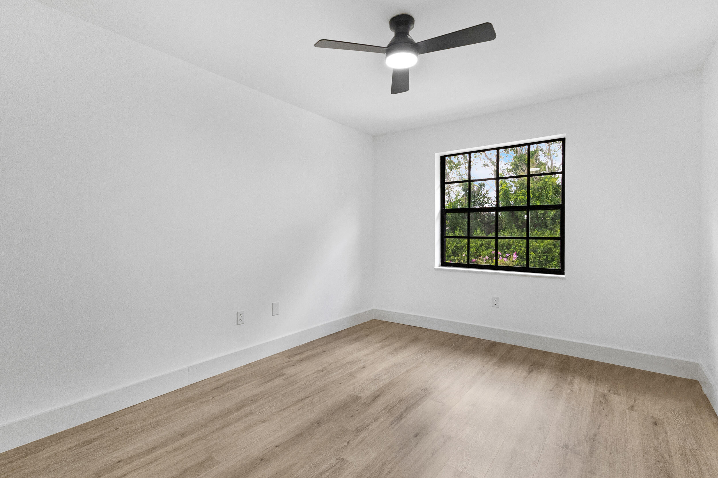 EXCELLENTE VILLAGE A,B,C,D,F, & G CONDO - Residential