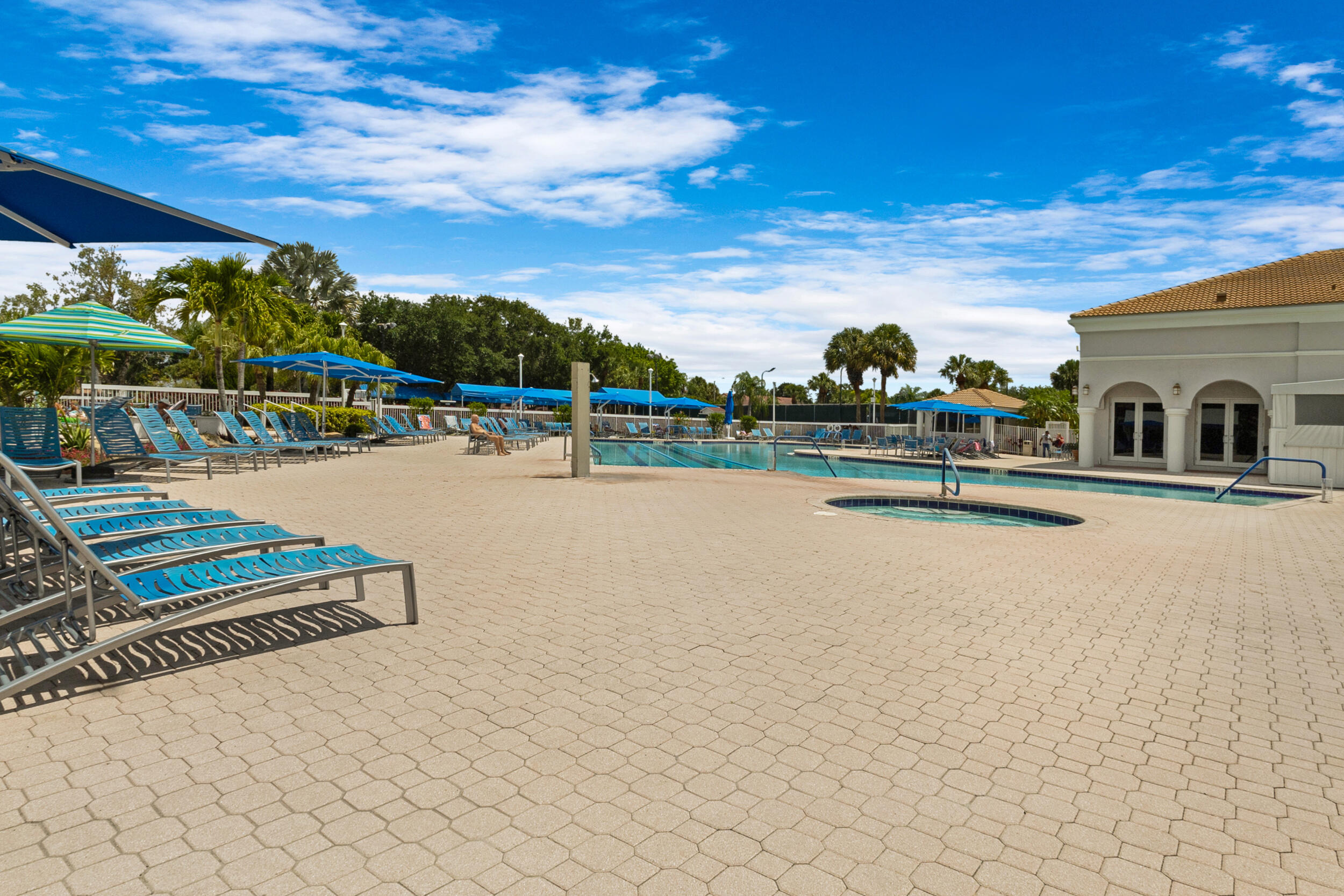 EXCELLENTE VILLAGE A,B,C,D,F, & G CONDO - Residential