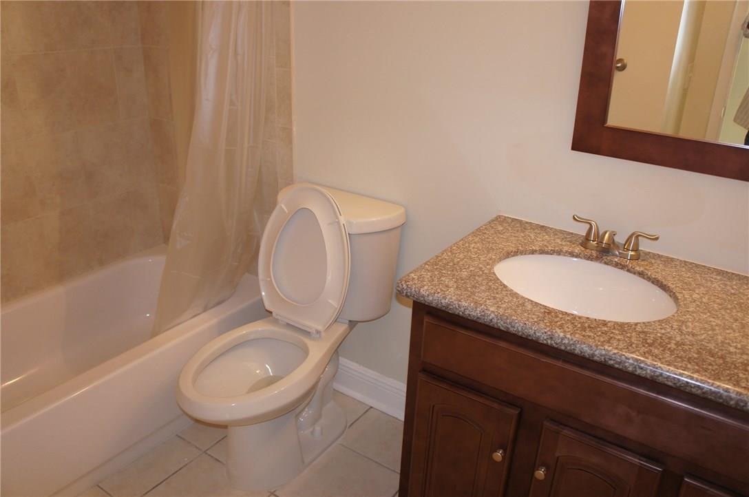 Riverside Park 7-24 B - Residential Lease