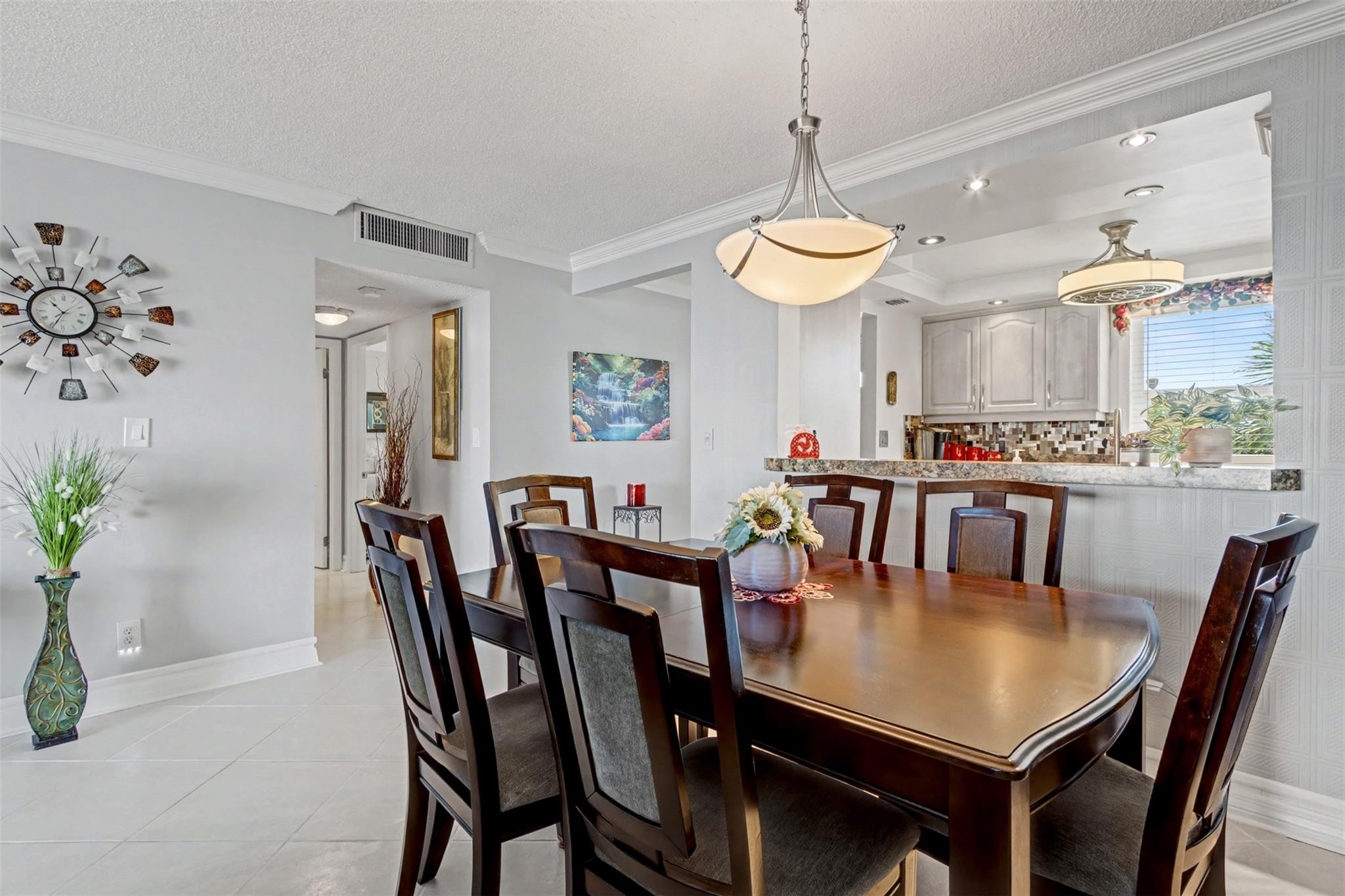 MEADOWBROOK LAKES - Residential