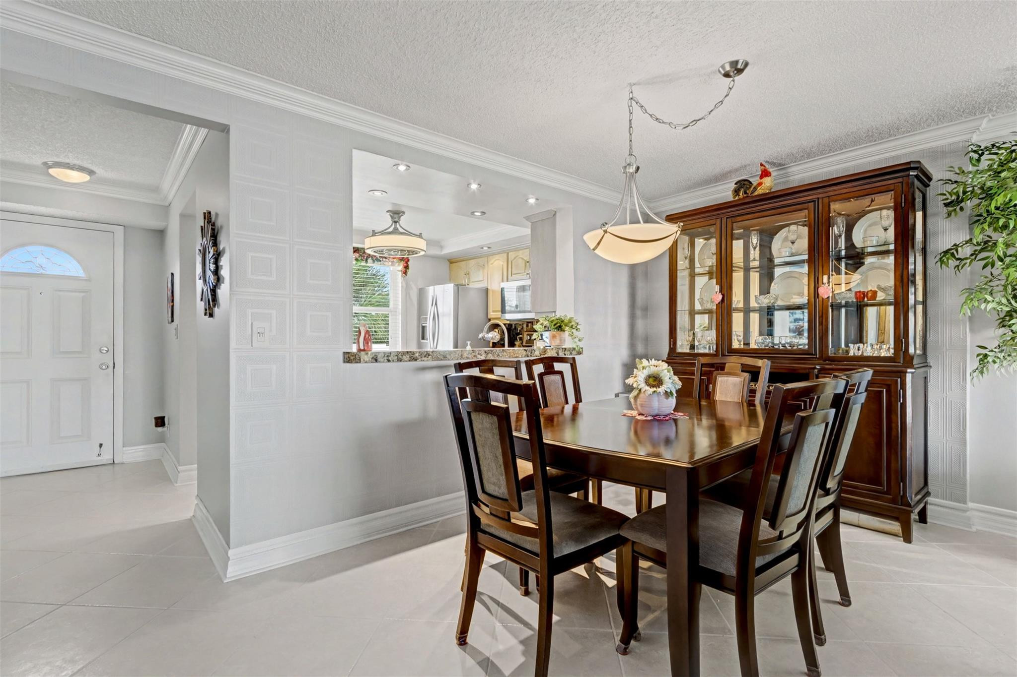 MEADOWBROOK LAKES - Residential