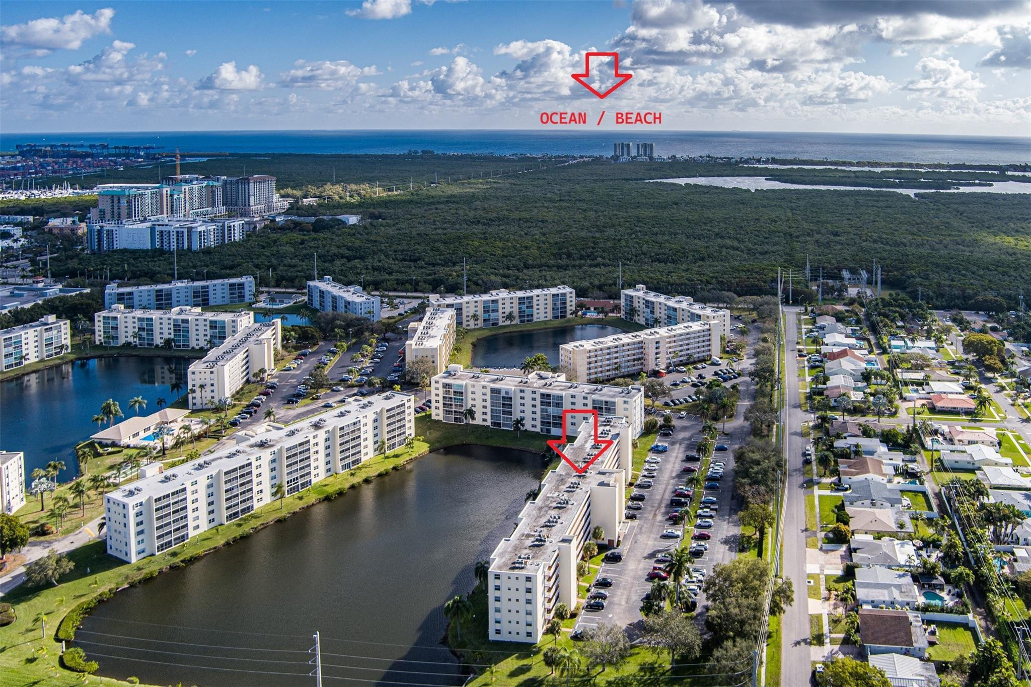 MEADOWBROOK LAKES - Residential