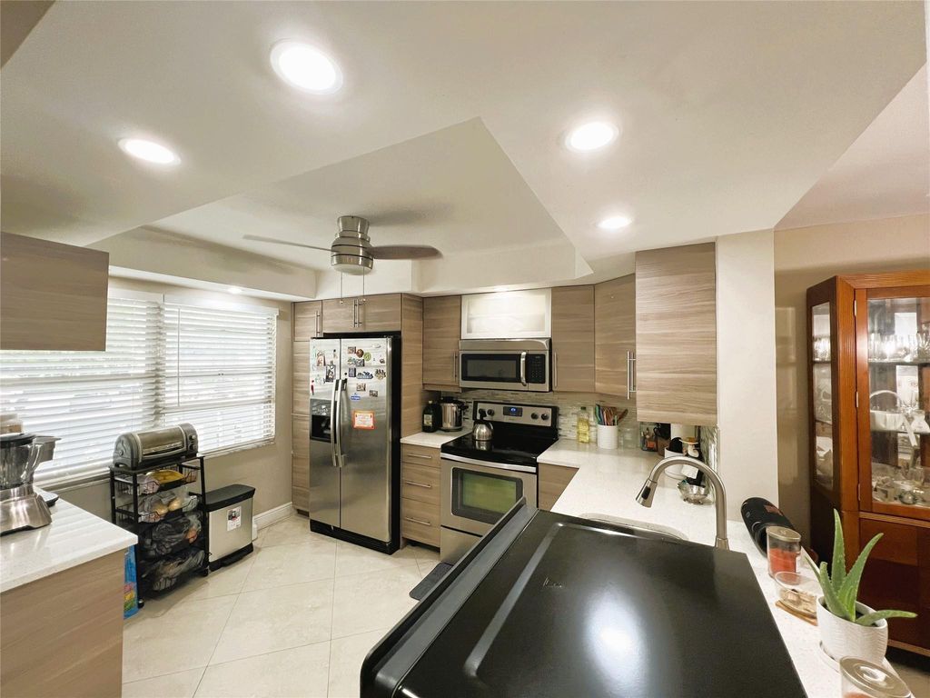 Photo of 3001 Portofino Isle #E-2, Coconut Creek, FL 33066 (MLS # F10549934)