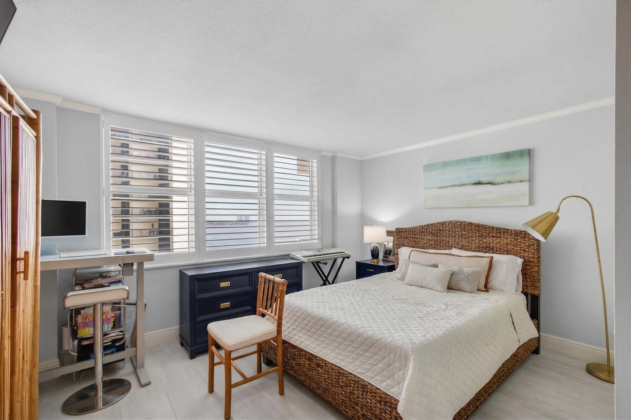 AQUARIUS CONDOMINIUM - Residential