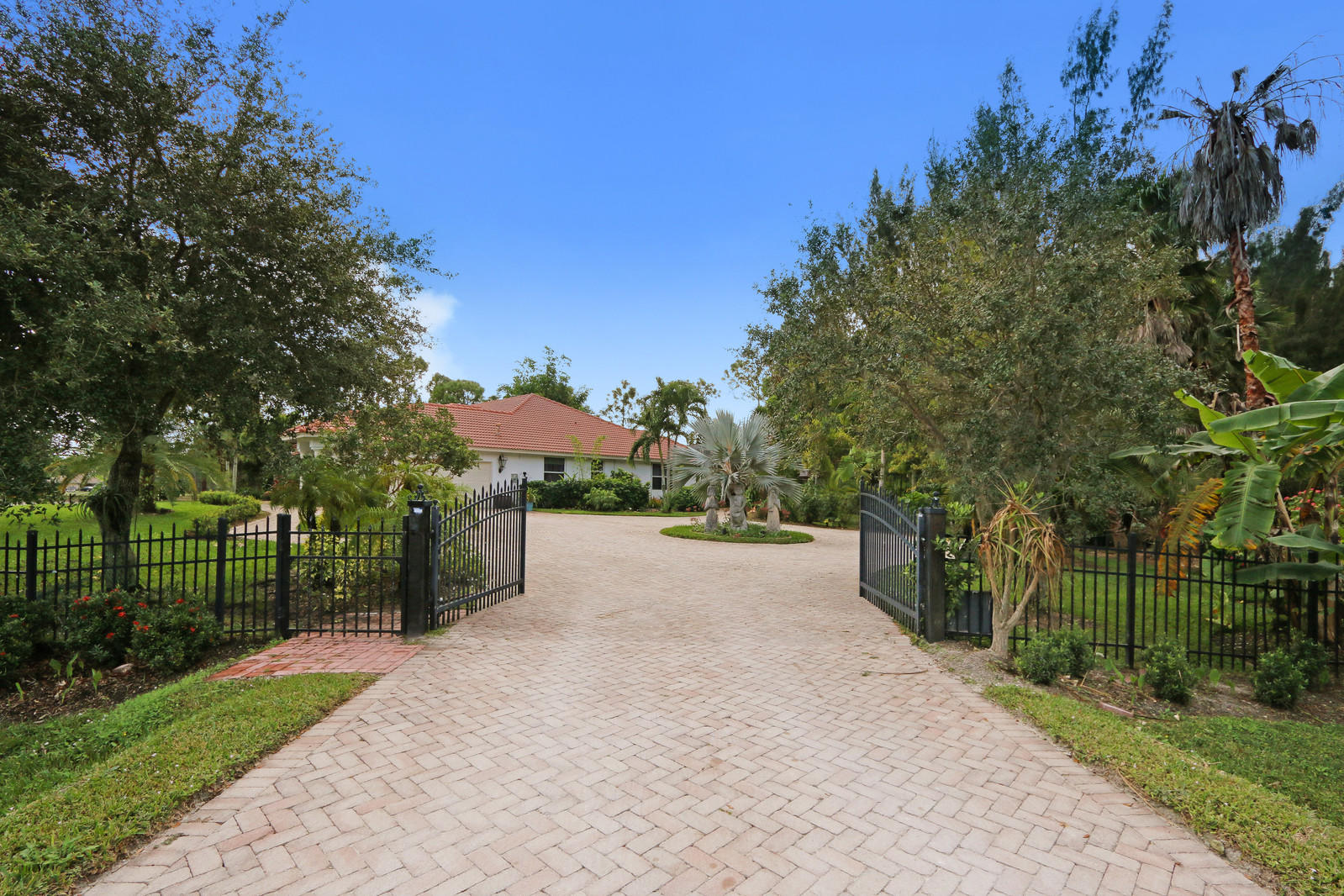 The Acerage - Residential