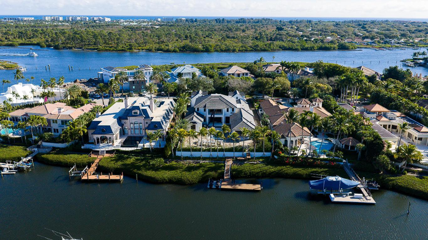 Admirals Cove - Residential