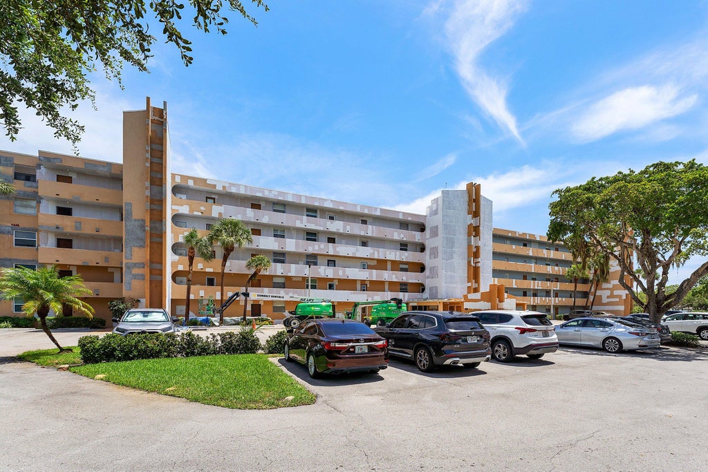 Photo of 299 NW 52nd Terrace #PH-U, Boca Raton, FL 33487 (MLS # B26061719)