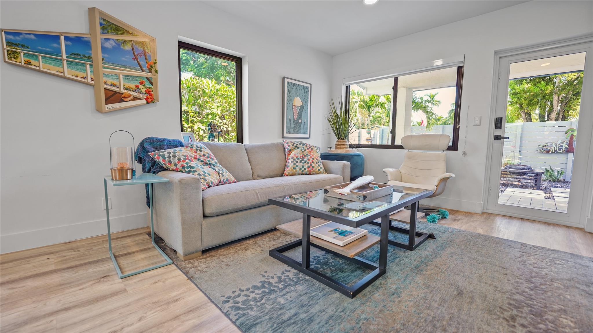1637 NE 16th Ave