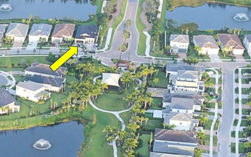 Photo of 10304 Northbrook Circle, Palm Beach Gardens, FL 33412 (MLS # R10998560)