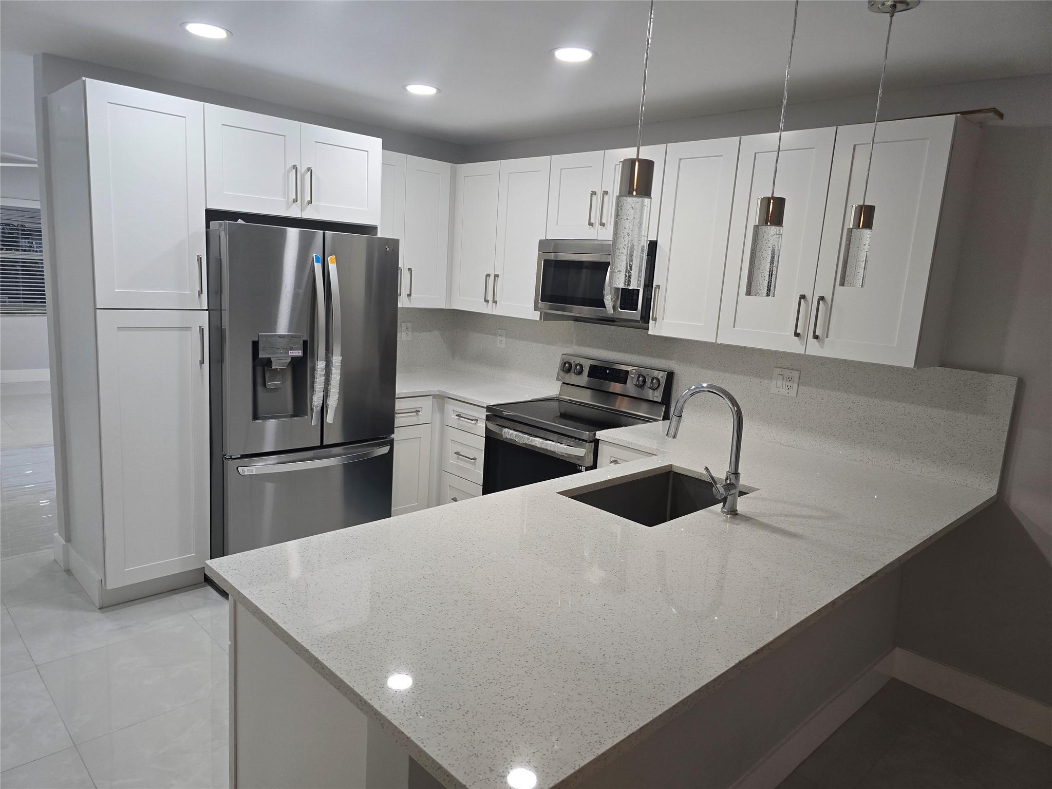 F & D Sub 73-20 B - Residential Lease